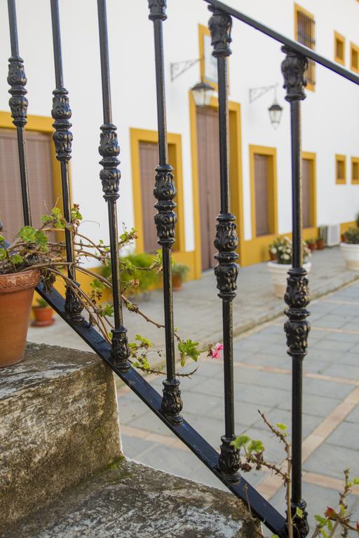 Hotel Bodega El Moral Ribera del Fresno Exterior photo